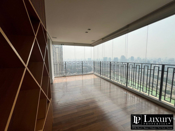 Apartamento com 2 Quartos à Venda, 236 m² em Cidade Jardim - São Paulo