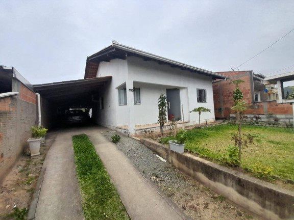 Casa com 3 Quartos à Venda,  em Barra Velha