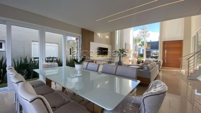 Casa com 5 Quartos à Venda, 380 m² em Condomínio Enseada Lagos Xangri-lá - Xangri-lá