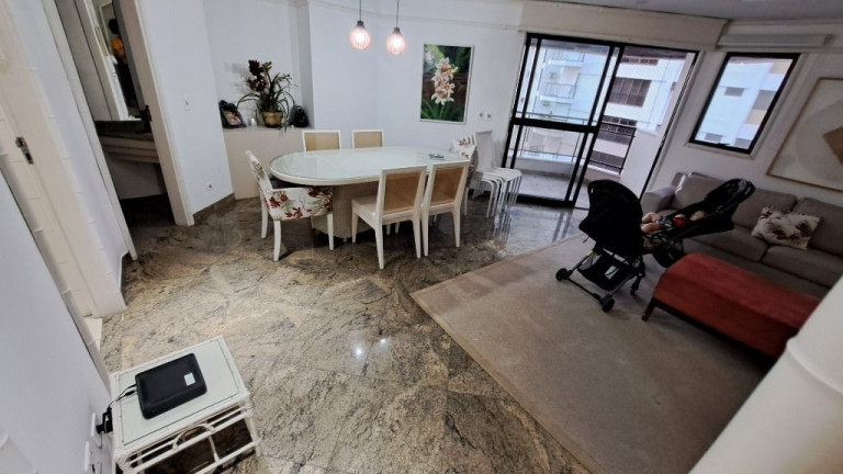 Imagem Imóvel com 3 Quartos à Venda, 160 m² em Pitangueiras - Guarujá Imagem Imóvel com 3 Quartos à Venda, 160 m² em Pitangueiras - Guarujá