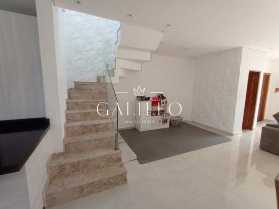 Imagem Sobrado com 3 Quartos à Venda, 288 m² em Laranjeiras - Caieiras Imagem Sobrado com 3 Quartos à Venda, 288 m² em Laranjeiras - Caieiras