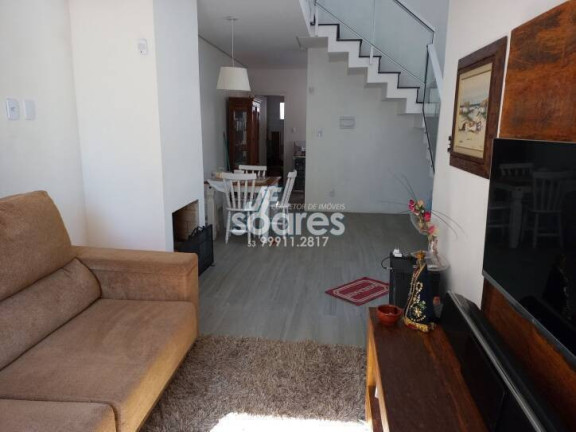 Imagem Sobrado com 2 Quartos à Venda, 143 m² em Laranjal - Pelotas