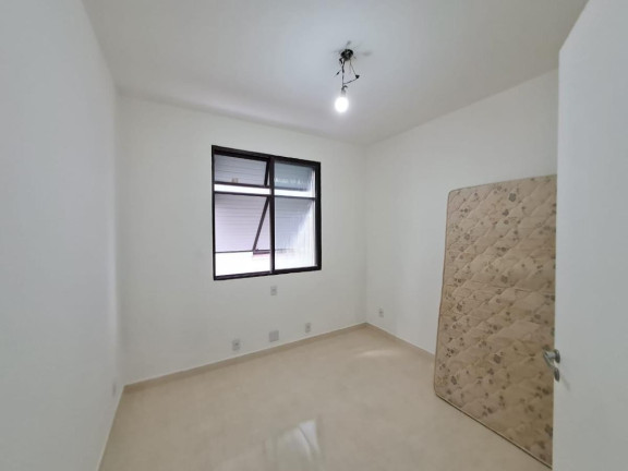 Imagem Apartamento com 3 Quartos para Alugar, 110 m² em Embaré - Santos