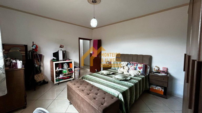 Imagem Casa com 5 Quartos à Venda, 242 m² em Retiro Santana - Itapetininga Imagem Casa com 5 Quartos à Venda, 242 m² em Retiro Santana - Itapetininga