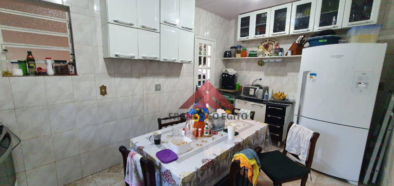 Imagem Casa com 6 Quartos à Venda, 327 m² em Itaipu - Niterói Imagem Casa com 6 Quartos à Venda, 327 m² em Itaipu - Niterói