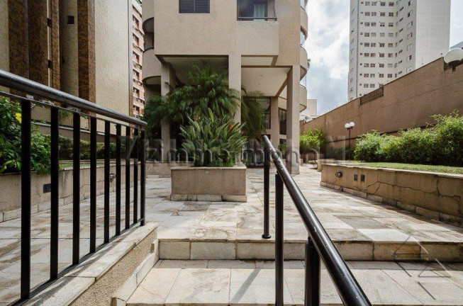 Imagem Apartamento com 3 Quartos à Venda, 180 m² em Pinheiros - São Paulo Imagem Apartamento com 3 Quartos à Venda, 180 m² em Pinheiros - São Paulo