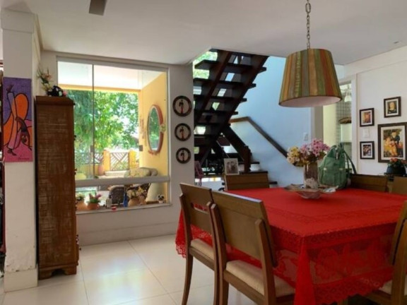 Imagem Casa com 5 Quartos à Venda, 420 m² em Jaguaribe - Salvador Imagem Casa com 5 Quartos à Venda, 420 m² em Jaguaribe - Salvador