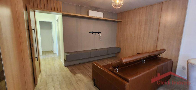 Imagem Apartamento com 3 Quartos para Alugar, 152 m² em Centro - Joinville