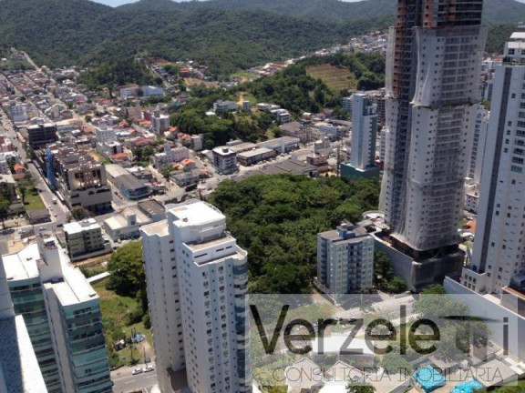 Imagem Apartamento com 3 Quartos à Venda, 180 m² em Centro - Balneário Camboriú Imagem Apartamento com 3 Quartos à Venda, 180 m² em Centro - Balneário Camboriú