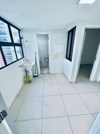 Imagem Apartamento com 3 Quartos à Venda, 216 m² em Jóquei - Teresina