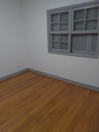 Imagem Sobrado com 3 Quartos à Venda, 232 m² em Vila Zat - São Paulo