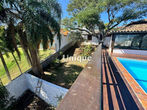 Imagem Casa com 5 Quartos para Alugar, 330 m² em Alto De Búzios - Armação Dos Búzios