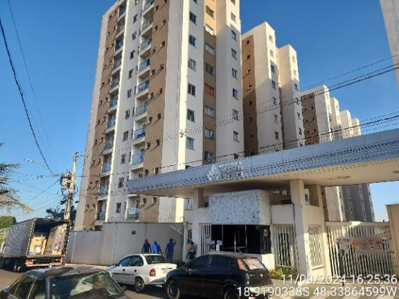Apartamento com 2 Quartos à Venda,  em Luizote De Freitas - Uberlandia