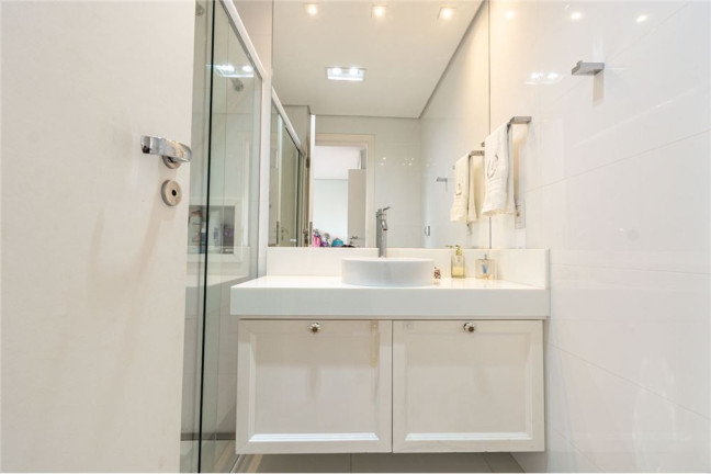 Imagem Apartamento com 3 Quartos à Venda, 210 m² em Brooklin Novo - São Paulo Imagem Apartamento com 3 Quartos à Venda, 210 m² em Brooklin Novo - São Paulo