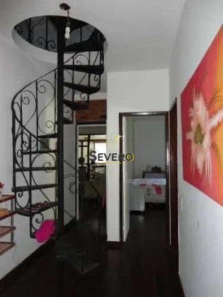 Imagem Casa com 4 Quartos à Venda, 220 m² em Rio Do Ouro - Niterói Imagem Casa com 4 Quartos à Venda, 220 m² em Rio Do Ouro - Niterói