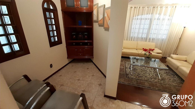 Imagem Casa com 3 Quartos à Venda, 281 m² em Campestre - Santo André