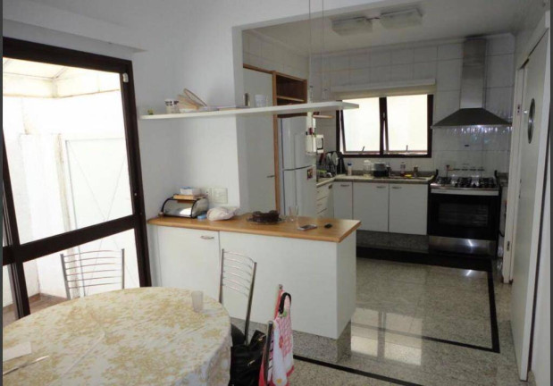 Imagem Casa à Venda, em Tamboré - Santana De Parnaíba Imagem Casa à Venda, em Tamboré - Santana De Parnaíba