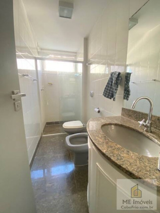 Imagem Apartamento com 4 Quartos à Venda, 189 m² em Algodoal - Cabo Frio