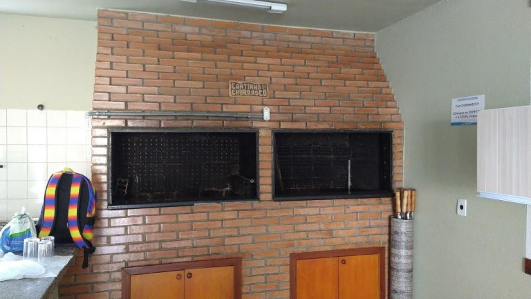Imagem Apartamento com 2 Quartos à Venda, 63 m² em Protasio - Porto Alegre