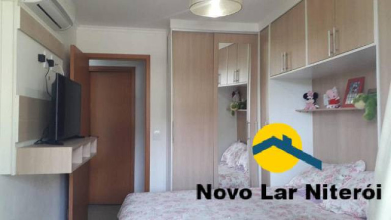 Imagem Apartamento com 2 Quartos à Venda, 85 m² em Charitas - Niterói