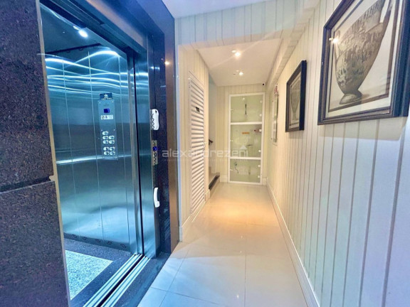 Imagem Apartamento com 2 Quartos à Venda, 76 m² em Bombas - Bombinhas Imagem Apartamento com 2 Quartos à Venda, 76 m² em Bombas - Bombinhas
