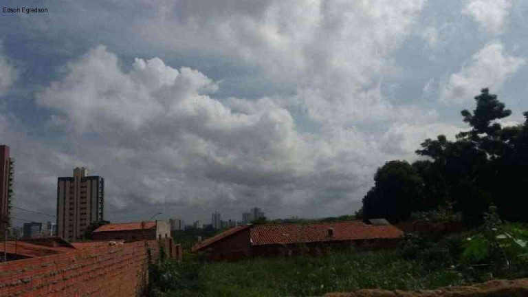 Imagem Terreno à Venda, 600 m² em Frei Serafim - Teresina