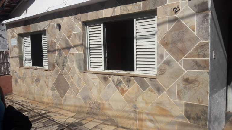 Imagem Casa com 2 Quartos à Venda, 375 m² em Jardim Santa Augusta - Poços De Caldas