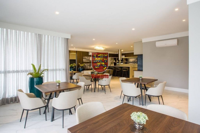 Imagem Apartamento com 3 Quartos à Venda, 180 m² em Estreito - Florianópolis