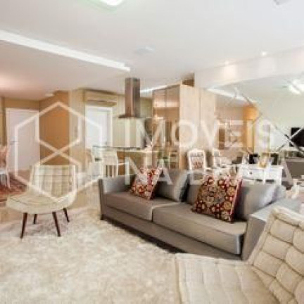 Imagem Apartamento com 3 Quartos à Venda, 128 m² em Centro - Balneário Camboriú Imagem Apartamento com 3 Quartos à Venda, 128 m² em Centro - Balneário Camboriú