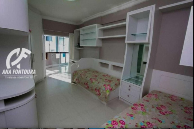 Imagem Apartamento com 4 Quartos à Venda, 220 m² em Centro - Balneário Camboriú Imagem Apartamento com 4 Quartos à Venda, 220 m² em Centro - Balneário Camboriú