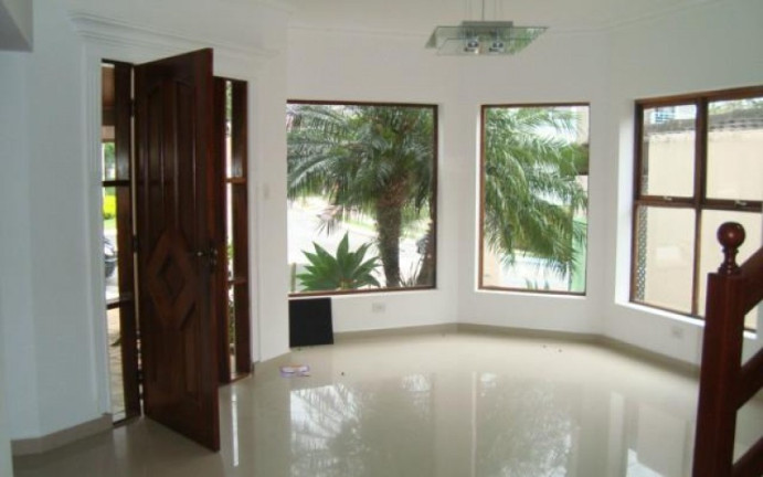 Imagem Casa de Condomínio com 5 Quartos à Venda, 290 m² em Urbanova - São José Dos Campos