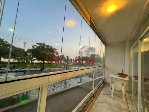 Imóvel com 3 Quartos à Venda, 166 m² em Gonzaga - Santos