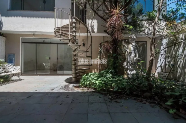 Imagem Casa com 3 Quartos à Venda, 330 m² em Granja Julieta - São Paulo Imagem Casa com 3 Quartos à Venda, 330 m² em Granja Julieta - São Paulo