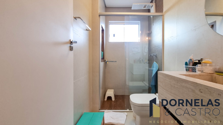 Imagem Casa com 5 Quartos à Venda, 800 m² em Guará I - Brasília Imagem Casa com 5 Quartos à Venda, 800 m² em Guará I - Brasília