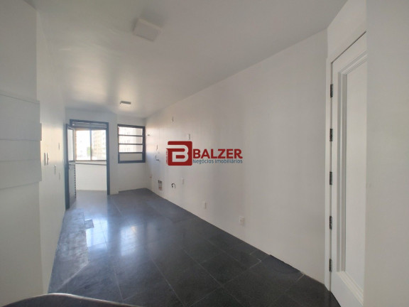 Imagem Apartamento com 3 Quartos à Venda, 197 m² em Centro - Florianópolis Imagem Apartamento com 3 Quartos à Venda, 197 m² em Centro - Florianópolis