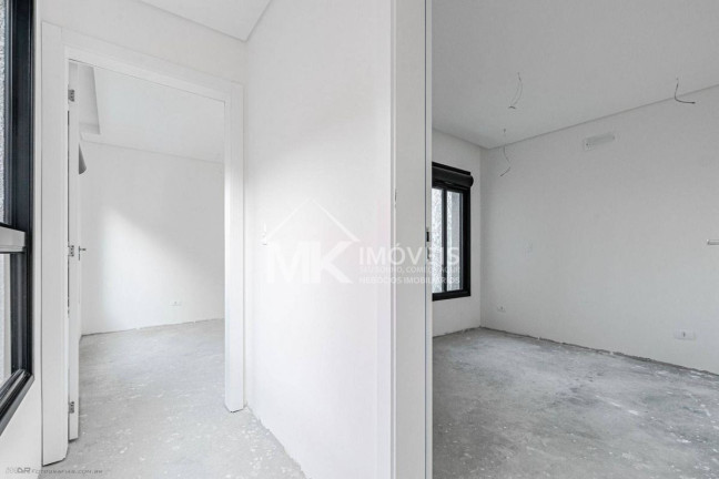 Imagem Sobrado com 3 Quartos à Venda, 150 m² em Santa Cândida - Curitiba Imagem Sobrado com 3 Quartos à Venda, 150 m² em Santa Cândida - Curitiba