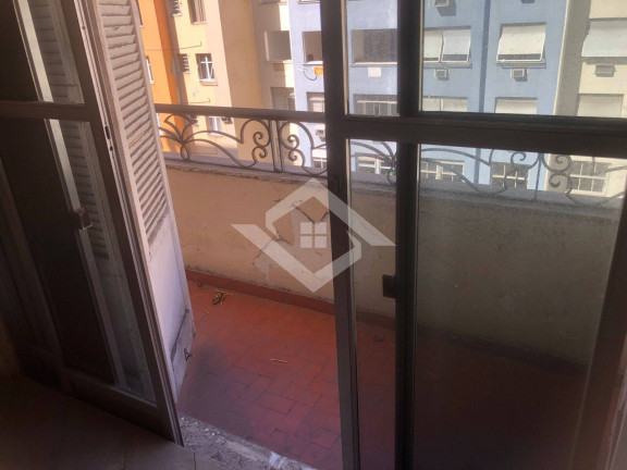 Imagem Apartamento com 3 Quartos à Venda, 100 m² em Copacabana - Rio De Janeiro Imagem Apartamento com 3 Quartos à Venda, 100 m² em Copacabana - Rio De Janeiro