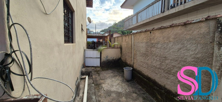 Imagem Casa com 2 Quartos à Venda, 135 m² em Centro - Ubatuba Imagem Casa com 2 Quartos à Venda, 135 m² em Centro - Ubatuba