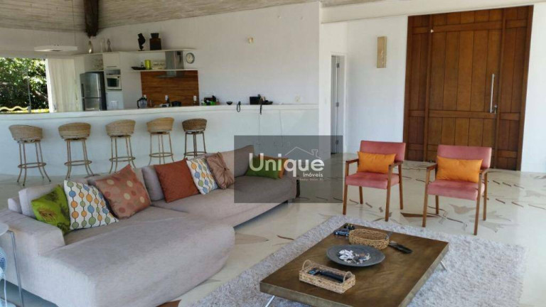 Imagem Casa com 5 Quartos à Venda, 450 m² em Ferradura - Armação Dos Búzios Imagem Casa com 5 Quartos à Venda, 450 m² em Ferradura - Armação Dos Búzios