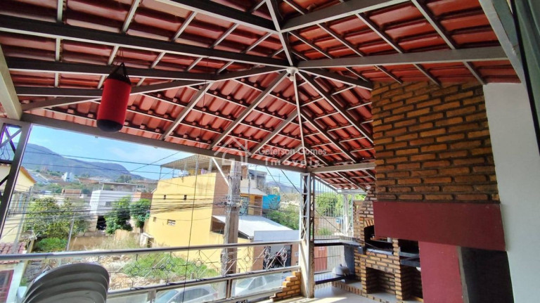 Imagem Apartamento com 3 Quartos para Alugar, 150 m² em Vila Nova - Mantena Imagem Apartamento com 3 Quartos para Alugar, 150 m² em Vila Nova - Mantena