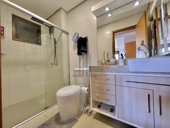 Imagem Apartamento com 3 Quartos à Venda, 130 m² em Nossa Senhora De Lourdes - Santa Maria Imagem Apartamento com 3 Quartos à Venda, 130 m² em Nossa Senhora De Lourdes - Santa Maria