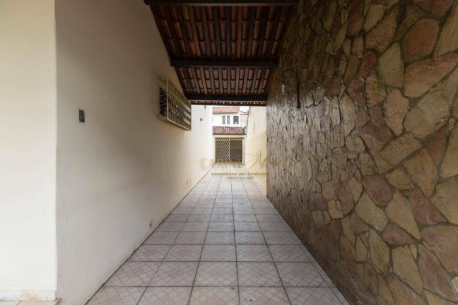 Imagem Casa com 5 Quartos à Venda, 270 m² em Itapuã - Salvador Imagem Casa com 5 Quartos à Venda, 270 m² em Itapuã - Salvador
