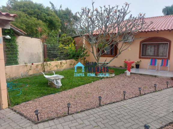 Casa com 4 Quartos à Venda,  em Centro - Imbé
