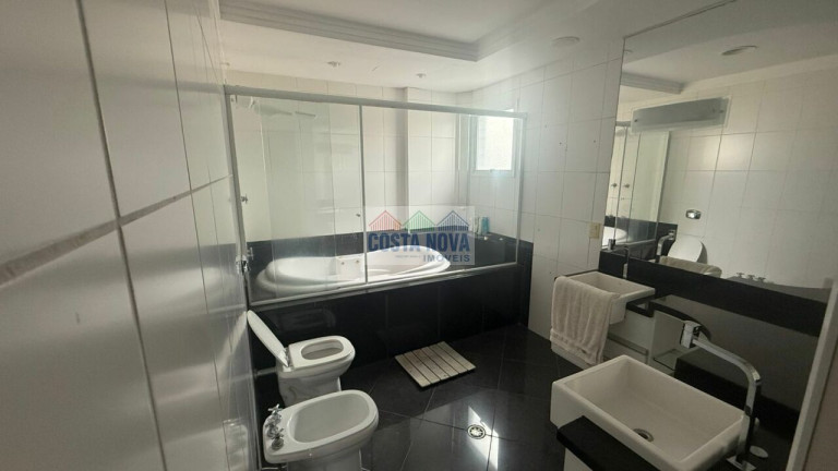 Imagem Apartamento com 3 Quartos à Venda, 365 m² Imagem Apartamento com 3 Quartos à Venda, 365 m²