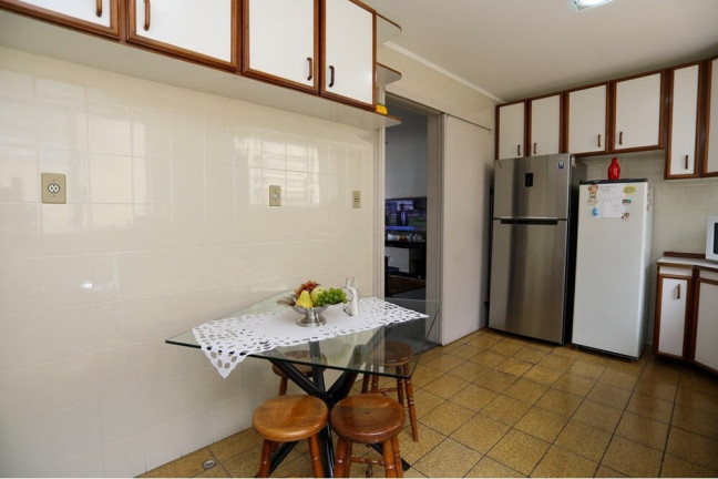 Imagem Apartamento com 2 Quartos à Venda, 69 m² em Vila Ipiranga - Porto Alegre Imagem Apartamento com 2 Quartos à Venda, 69 m² em Vila Ipiranga - Porto Alegre