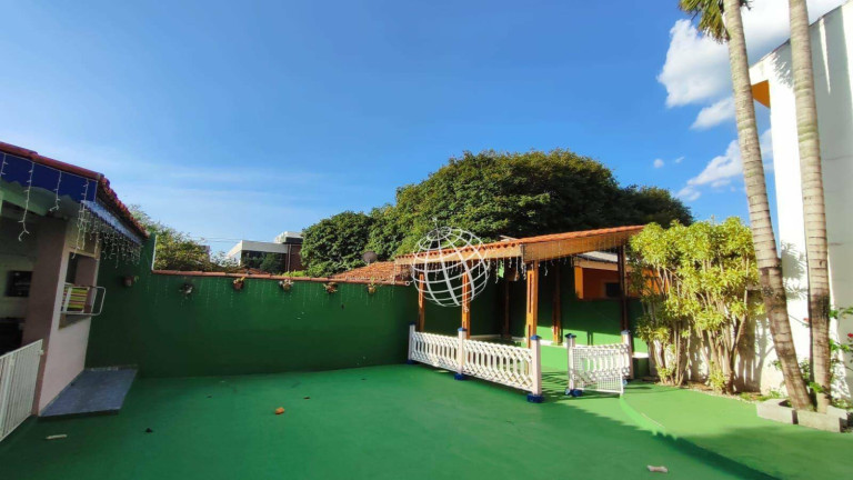 Imagem Casa com 3 Quartos à Venda ou Locação, 266 m² em Centro - Atibaia