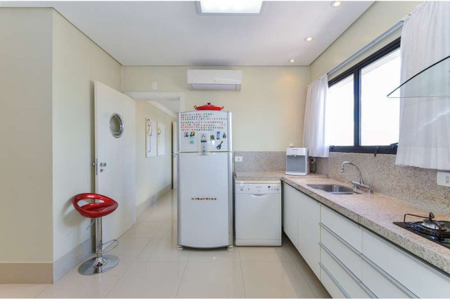 Imagem Apartamento com 3 Quartos à Venda, 250 m² em Moema - São Paulo