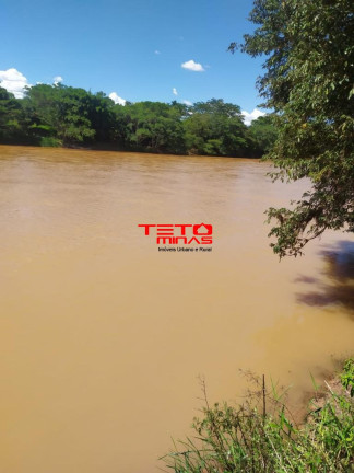 Imagem Imóvel à Venda, 700 m² em 3 Km Margeando Rio São Francisco - Três Marias Imagem Imóvel à Venda, 700 m² em 3 Km Margeando Rio São Francisco - Três Marias
