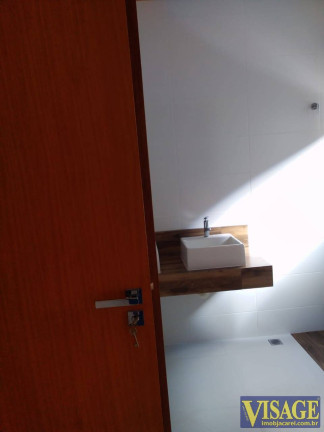 Imagem Casa com 3 Quartos à Venda, em Vila Branca - Jacareí Imagem Casa com 3 Quartos à Venda, em Vila Branca - Jacareí