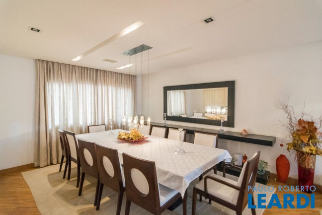 Imagem Casa de Condomínio com 3 Quartos à Venda, 474 m² em Vila Gilda - Santo André